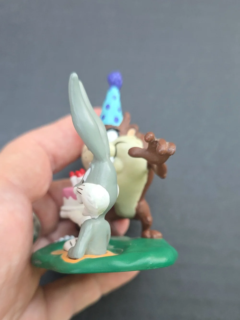 Vintage 1995 Warner Bros. Looney Tunes Bugs Bunny and Taz Cake Topper